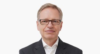 Dr. Thomas Hauss
