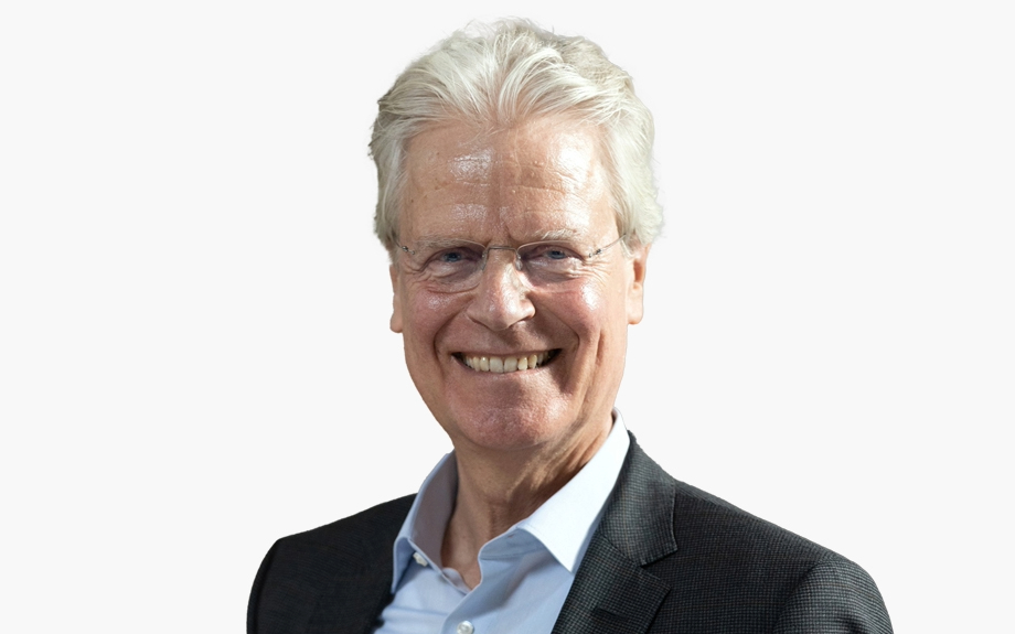Dr. Damian Hecker