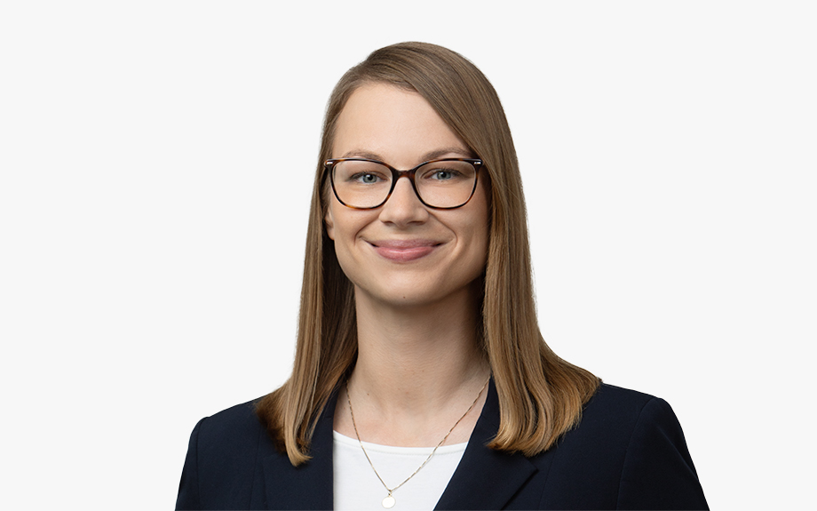 Dr. Katharina Hoffmeister