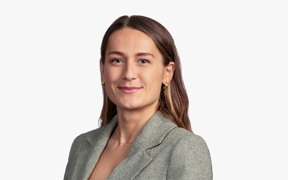 Julie Favreau