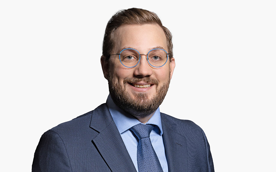 Daniel R. Neer