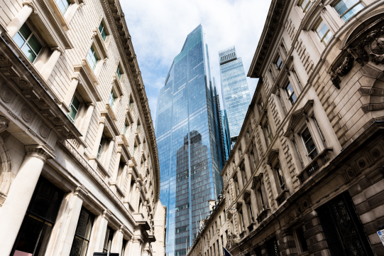 Global M&A trends: 4 notable Q3 2025 cases out of the US, EU, and UK